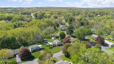 4 Country Fair Lane Glenville NY 12302