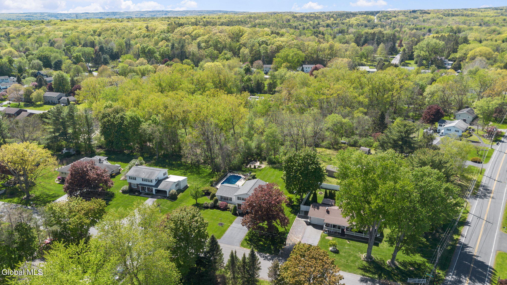4 Country Fair Lane Glenville NY 12302