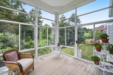 11 Conway Circle Loudonville NY 12211