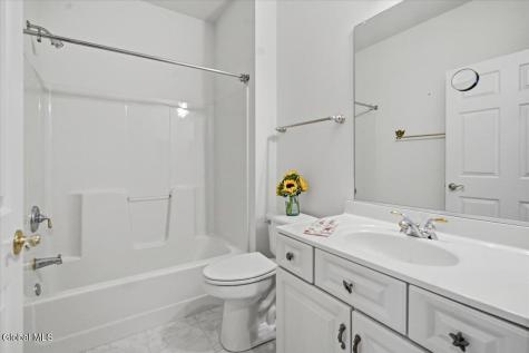 11 Conway Circle Loudonville NY 12211