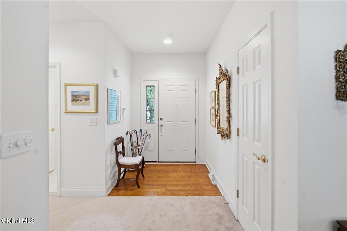 11 Conway Circle Loudonville NY 12211