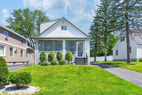 1463 Dalton Drive Schenectady NY 12308