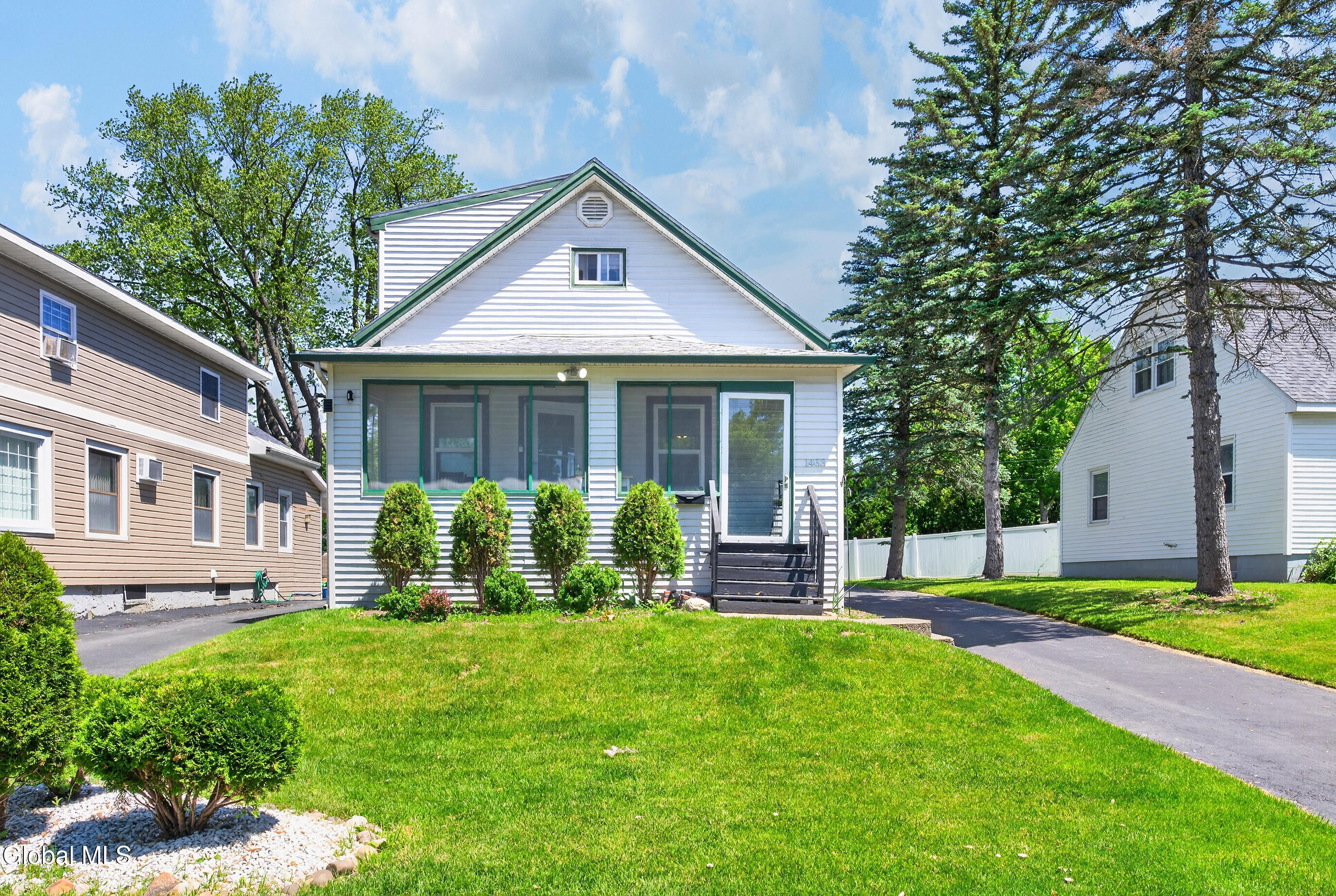 1463 Dalton Drive Schenectady NY 12308