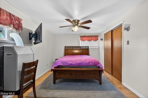 1463 Dalton Drive Schenectady NY 12308