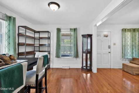 1463 Dalton Drive Schenectady NY 12308