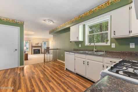 18 Pinehollow Drive Ballston Spa NY 12020