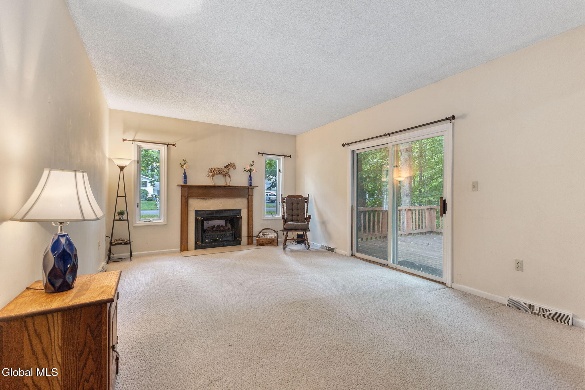 18 Pinehollow Drive Ballston Spa NY 12020