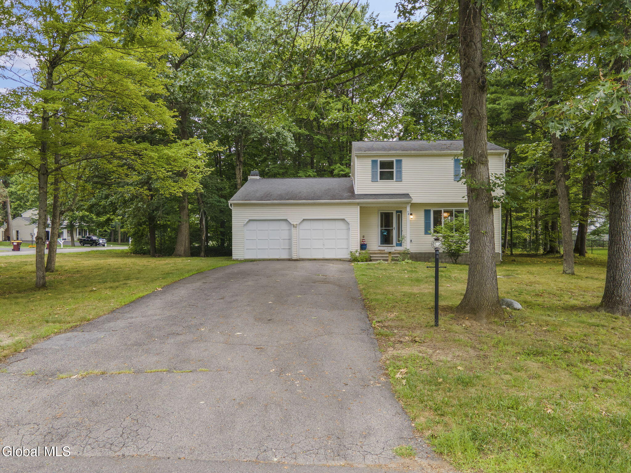 18 Pinehollow Drive Ballston Spa NY 12020