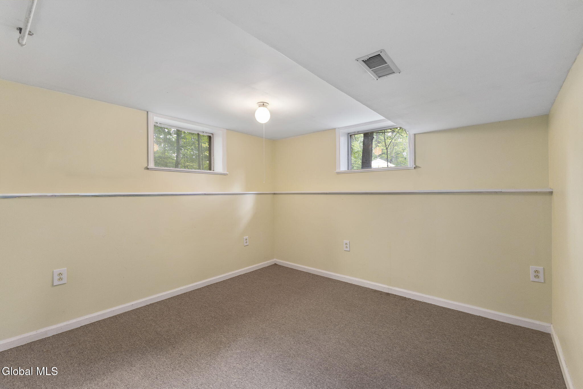 18 Pinehollow Drive Ballston Spa NY 12020