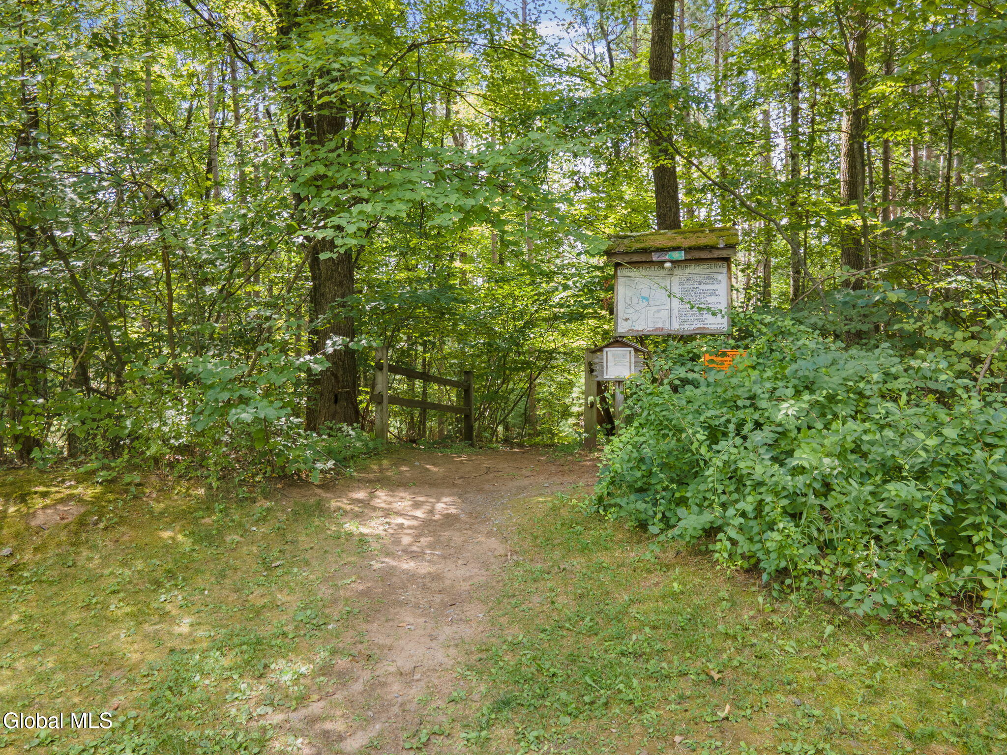 18 Pinehollow Drive Ballston Spa NY 12020
