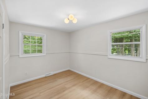 1 Gilmore Terrace Guilderland NY 12303