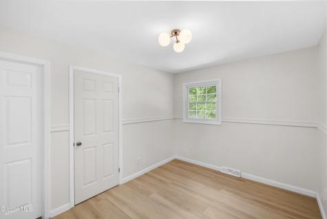 1 Gilmore Terrace Guilderland NY 12303