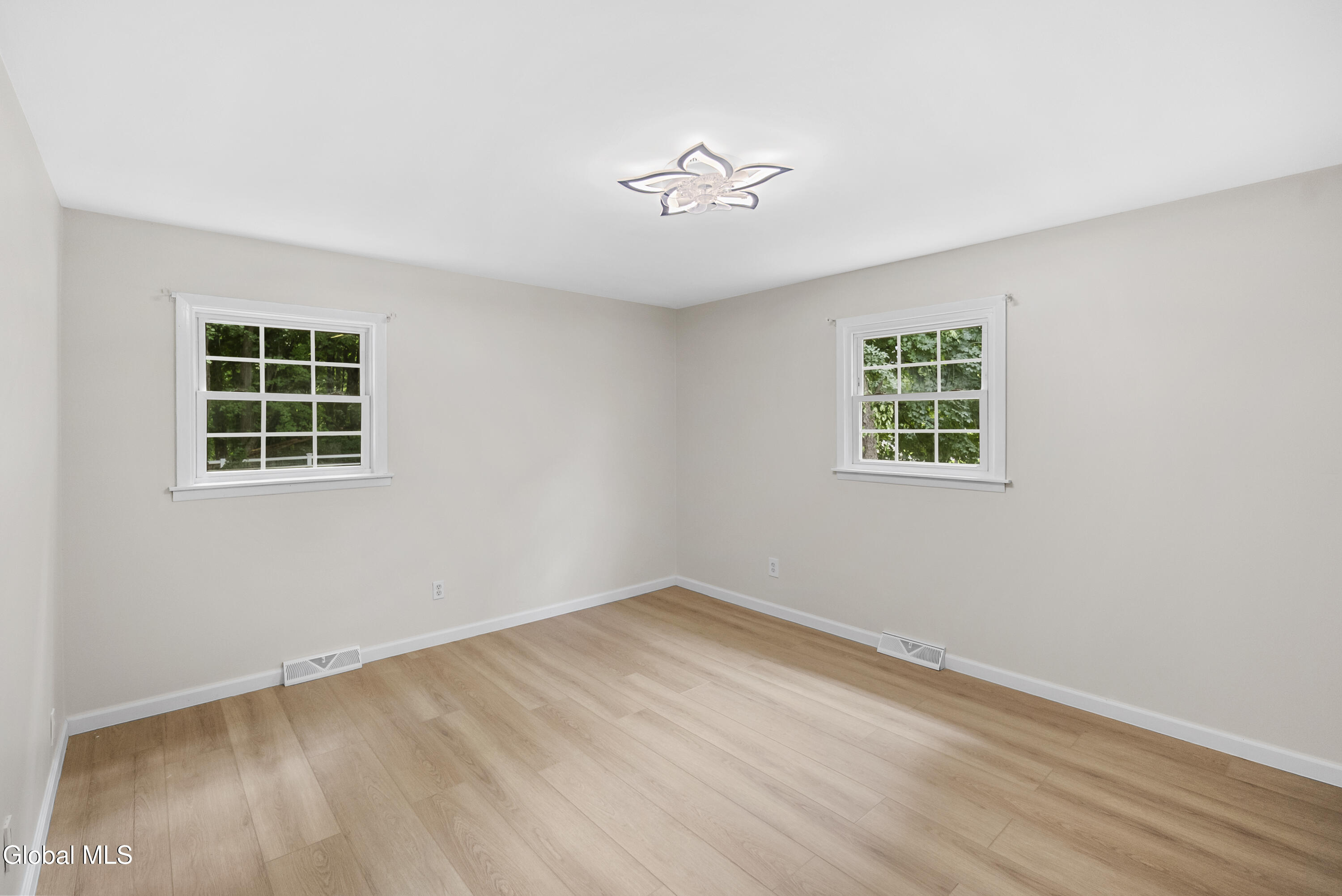 1 Gilmore Terrace Guilderland NY 12303