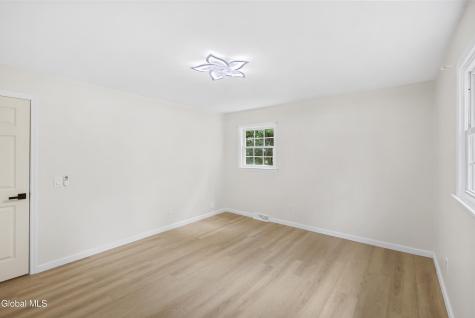 1 Gilmore Terrace Guilderland NY 12303