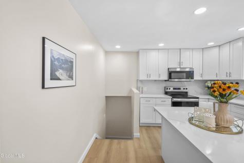 1 Gilmore Terrace Guilderland NY 12303