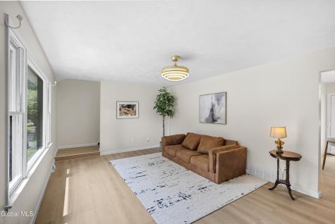 1 Gilmore Terrace Guilderland NY 12303