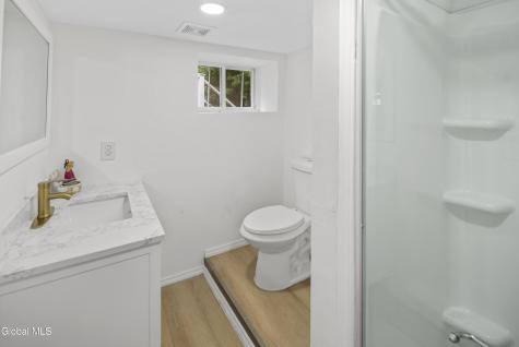 1 Gilmore Terrace Guilderland NY 12303