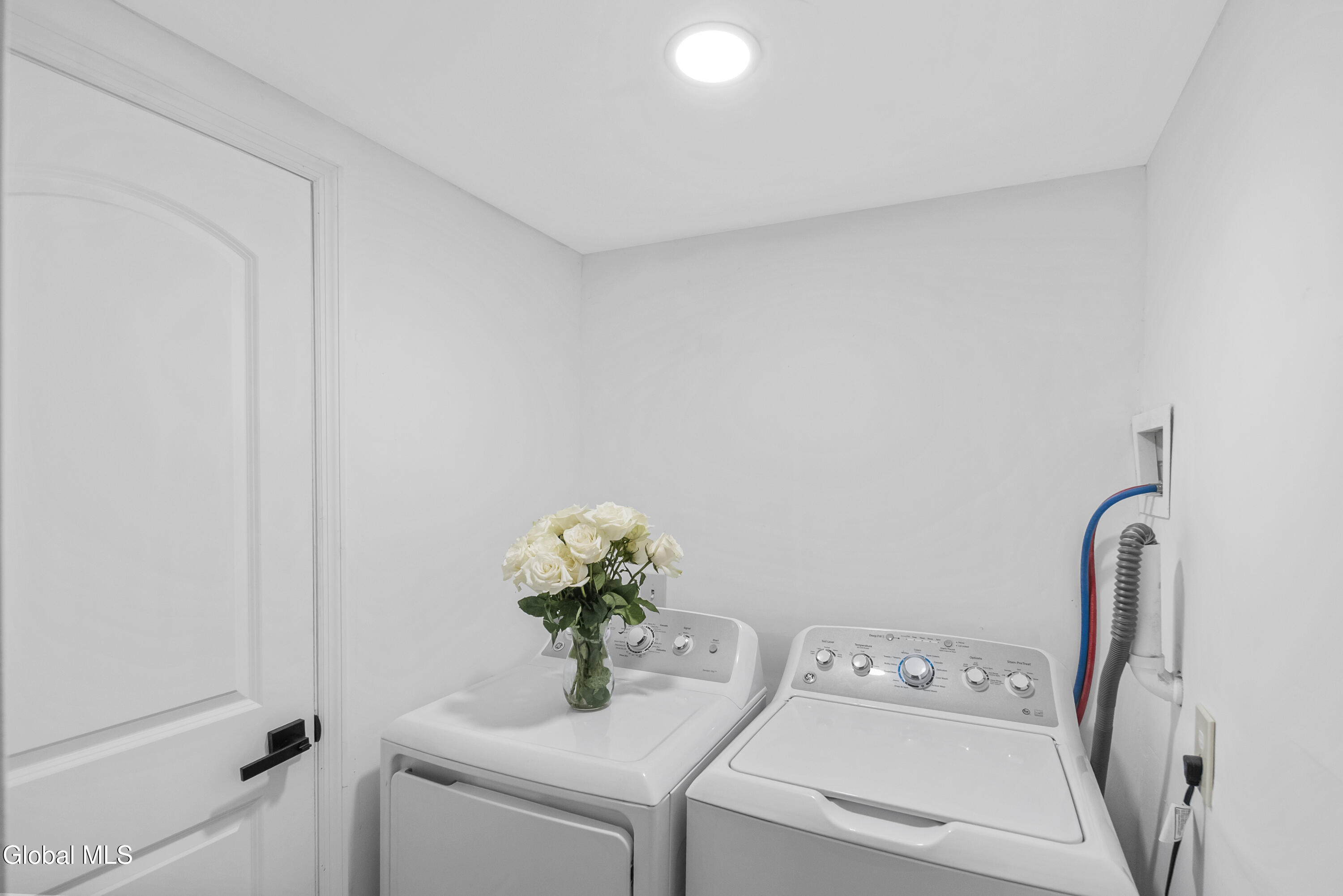 1 Gilmore Terrace Guilderland NY 12303