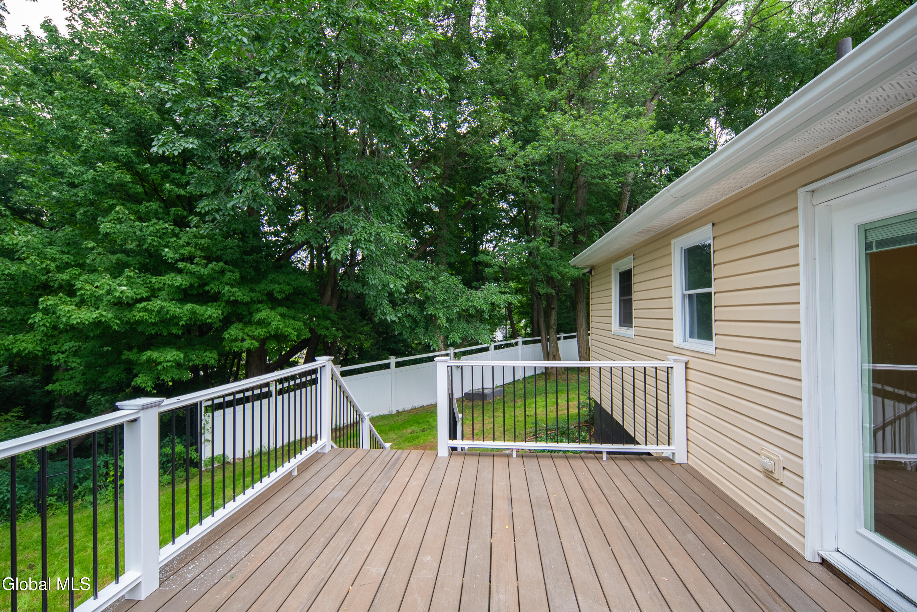 1 Gilmore Terrace Guilderland NY 12303