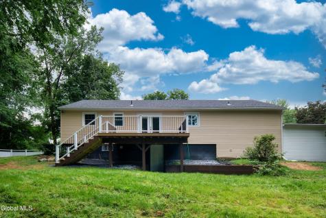 1 Gilmore Terrace Guilderland NY 12303