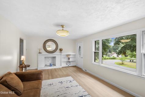 1 Gilmore Terrace Guilderland NY 12303