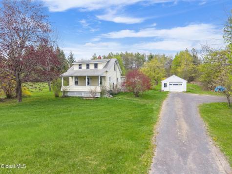 6662 Western Turnpike Delanson NY 12053