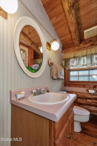 375 Momrow Road Sand Lake NY 12153