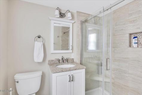 16 Longwood Drive Delmar NY 12054