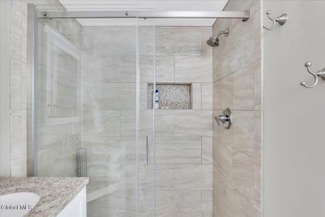 16 Longwood Drive Delmar NY 12054