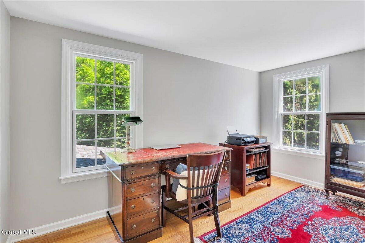 16 Longwood Drive Delmar NY 12054