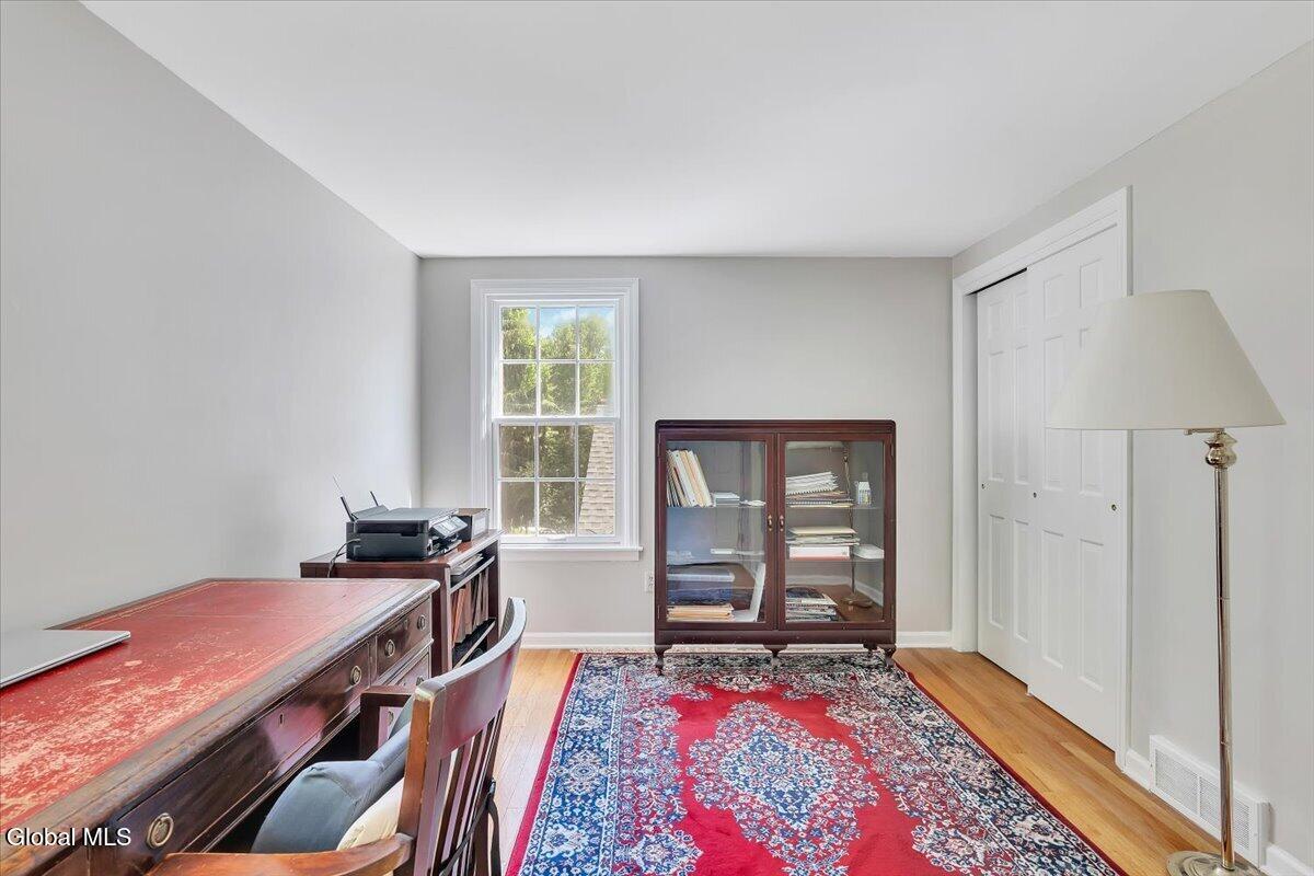 16 Longwood Drive Delmar NY 12054