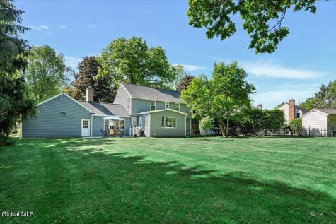 16 Longwood Drive Delmar NY 12054