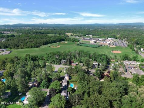 16 Longwood Drive Delmar NY 12054