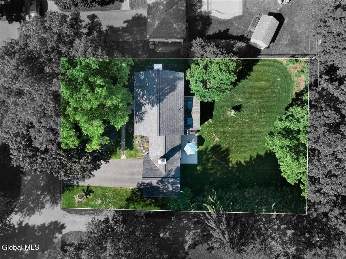 16 Longwood Drive Delmar NY 12054