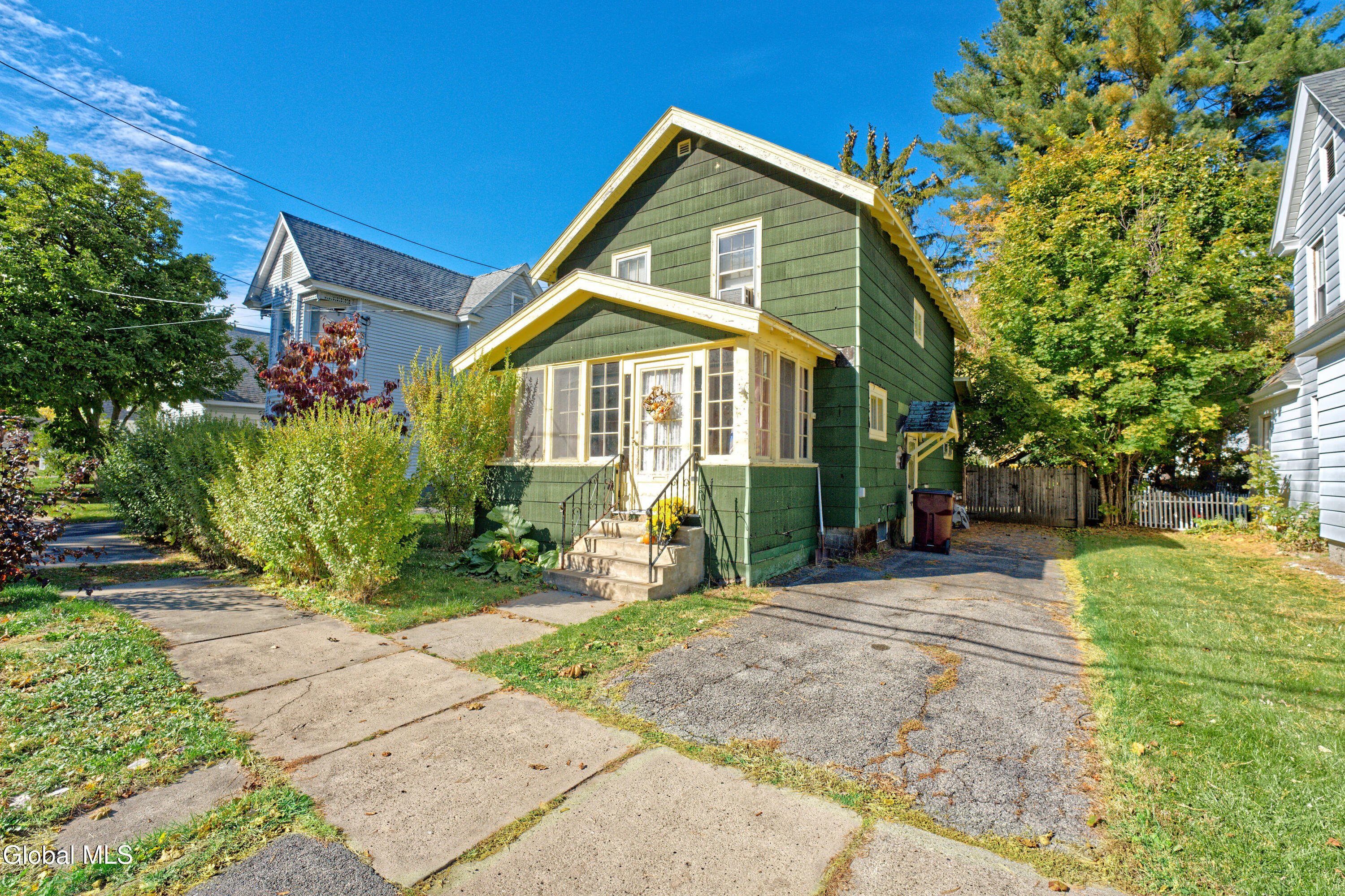 139 5th Avenue Gloversville NY 12078