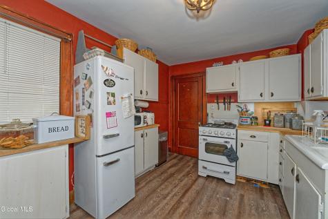 139 5th Avenue Gloversville NY 12078