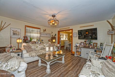 139 5th Avenue Gloversville NY 12078