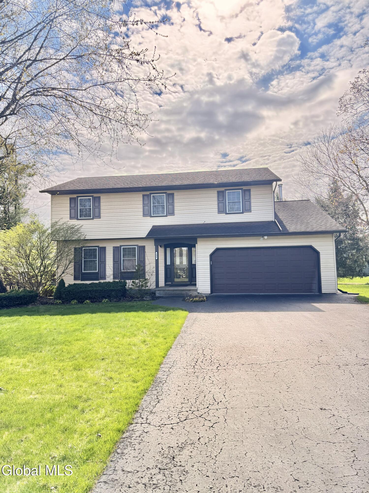 606 Tedesco Court Guilderland NY 12303