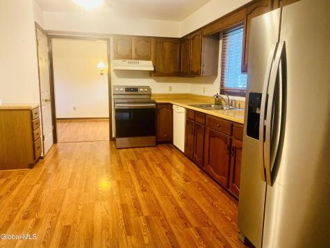 606 Tedesco Court Guilderland NY 12303