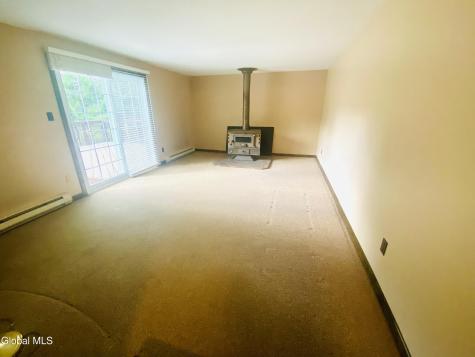 606 Tedesco Court Guilderland NY 12303