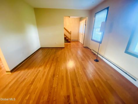 606 Tedesco Court Guilderland NY 12303