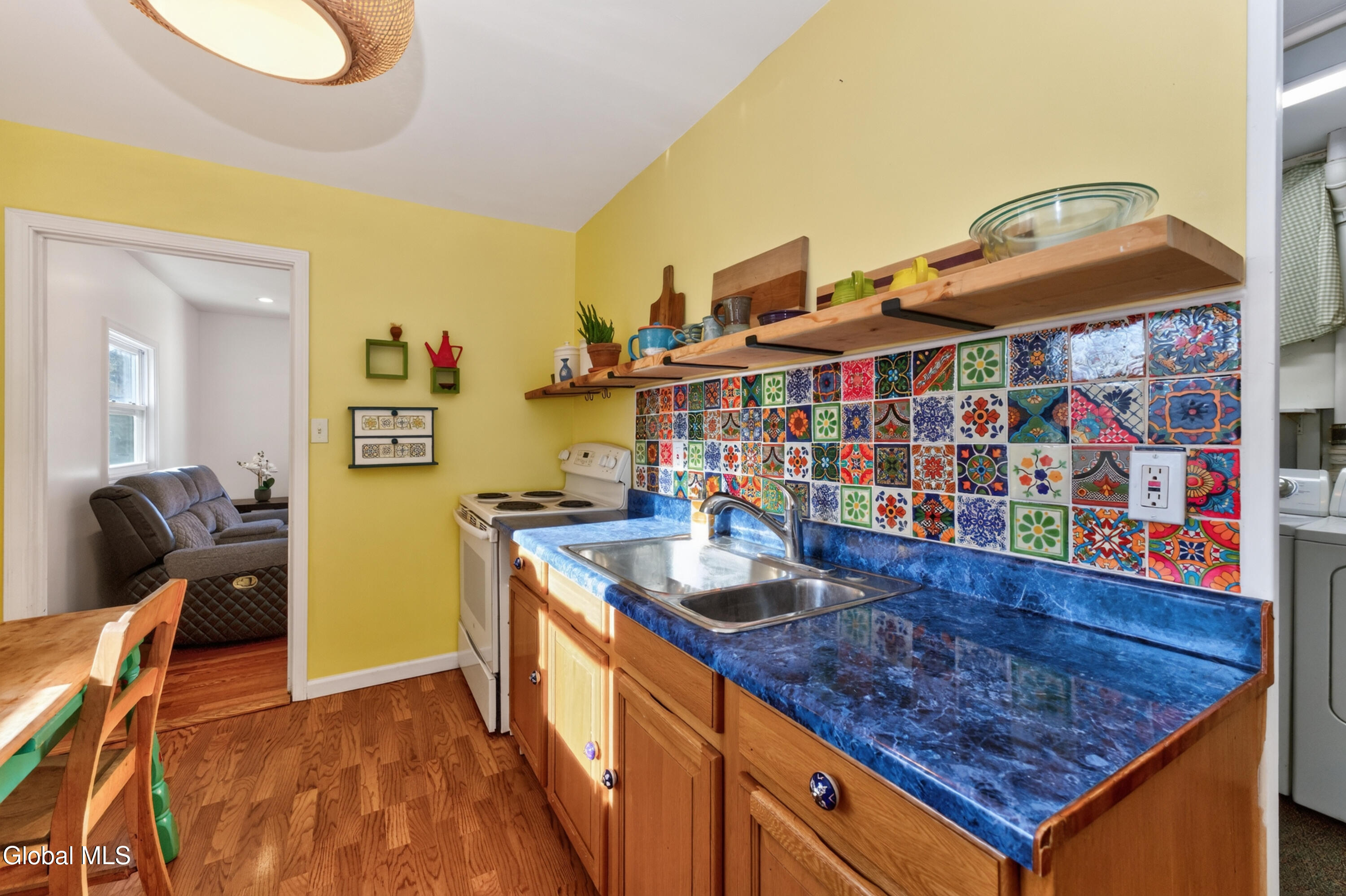 10 Harriet Street Colonie NY 12205