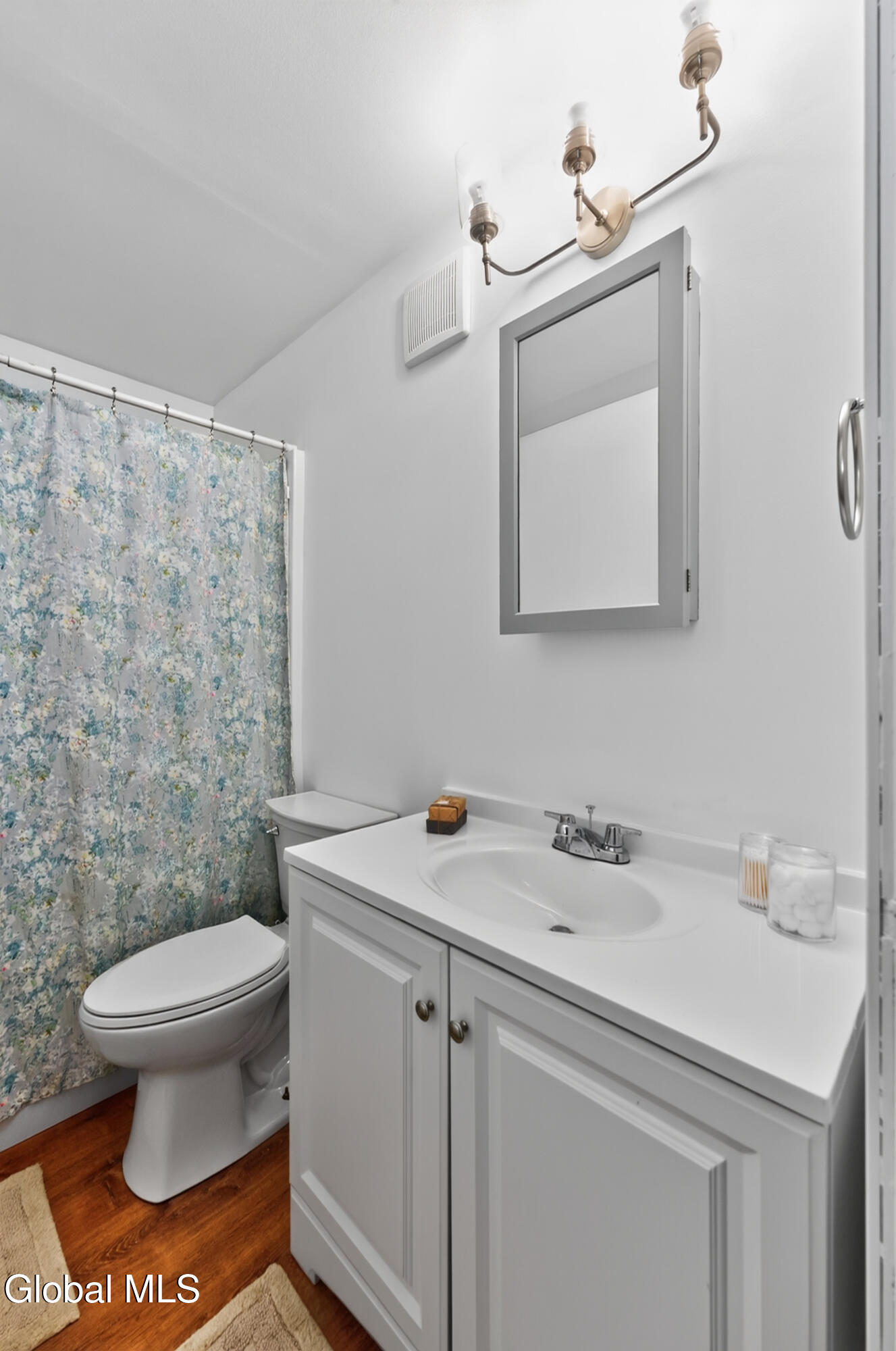 10 Harriet Street Colonie NY 12205