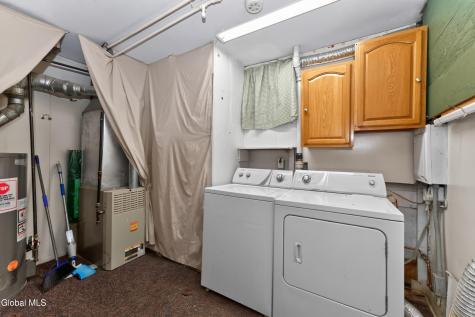 10 Harriet Street Colonie NY 12205