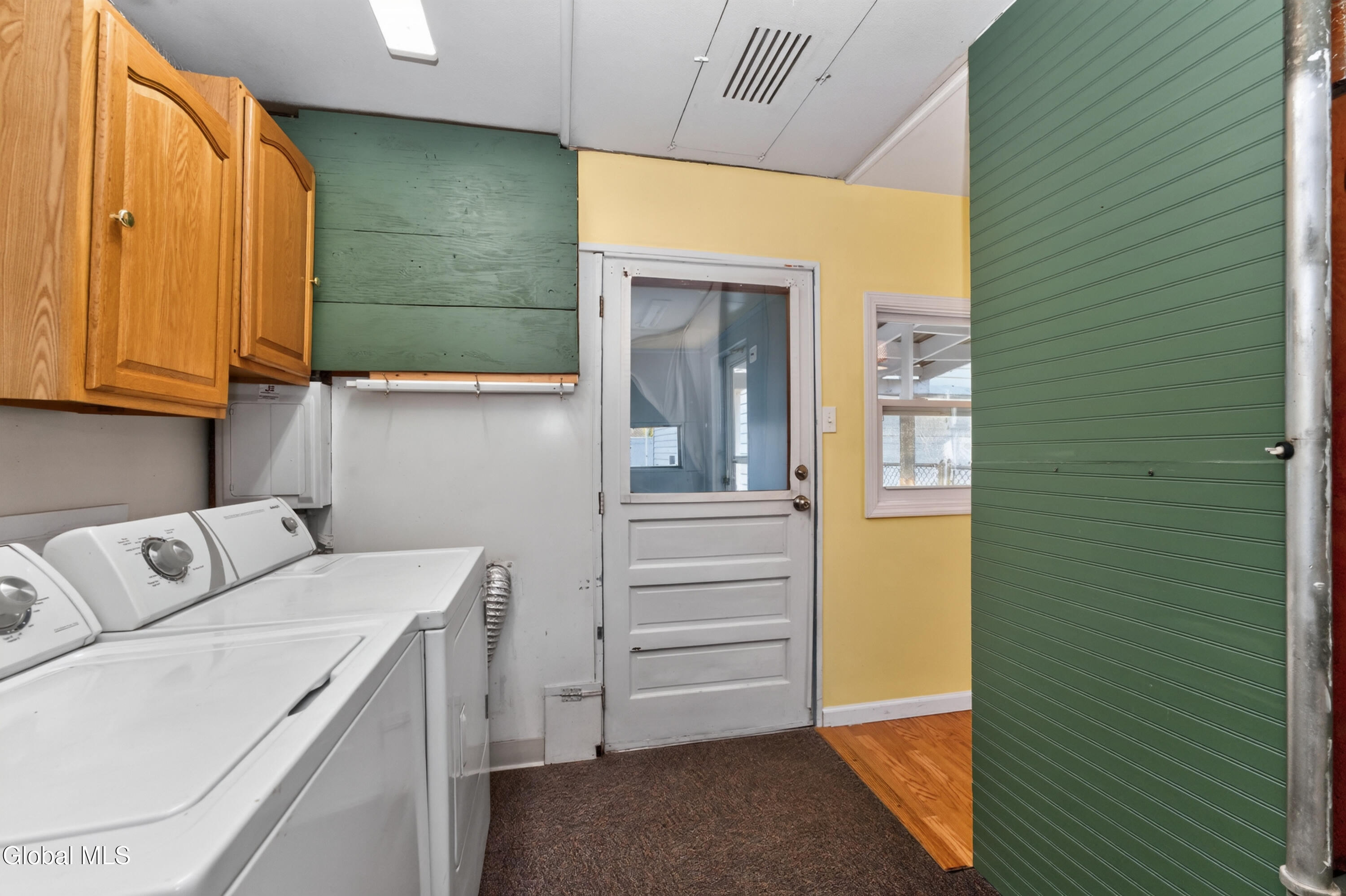 10 Harriet Street Colonie NY 12205