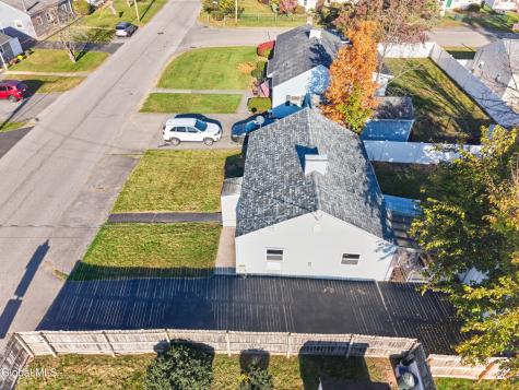 10 Harriet Street Colonie NY 12205