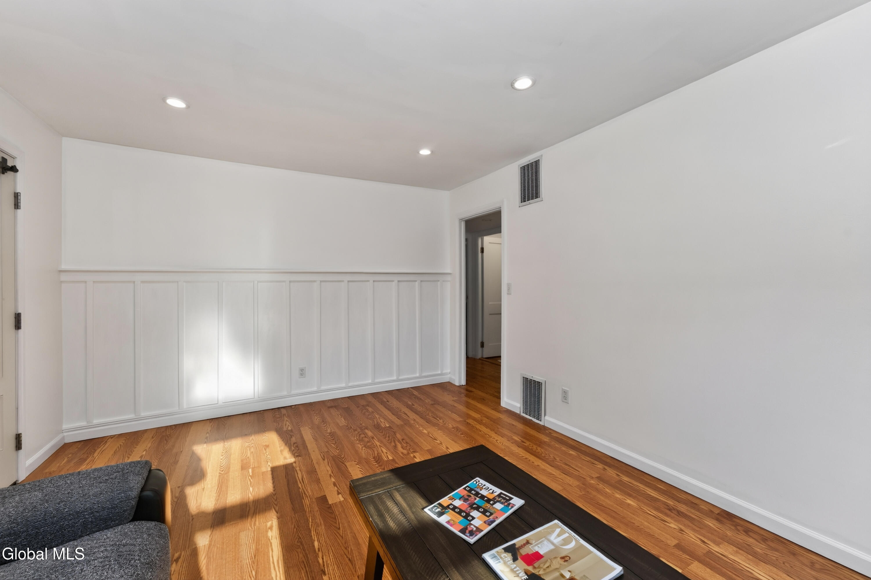 10 Harriet Street Colonie NY 12205