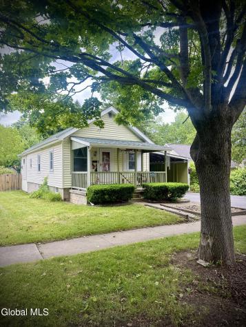 27 Everts Avenue Glens Falls NY 12801