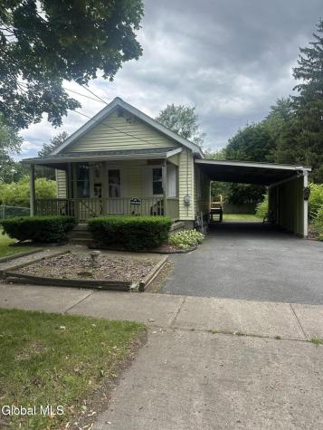 27 Everts Avenue Glens Falls NY 12801