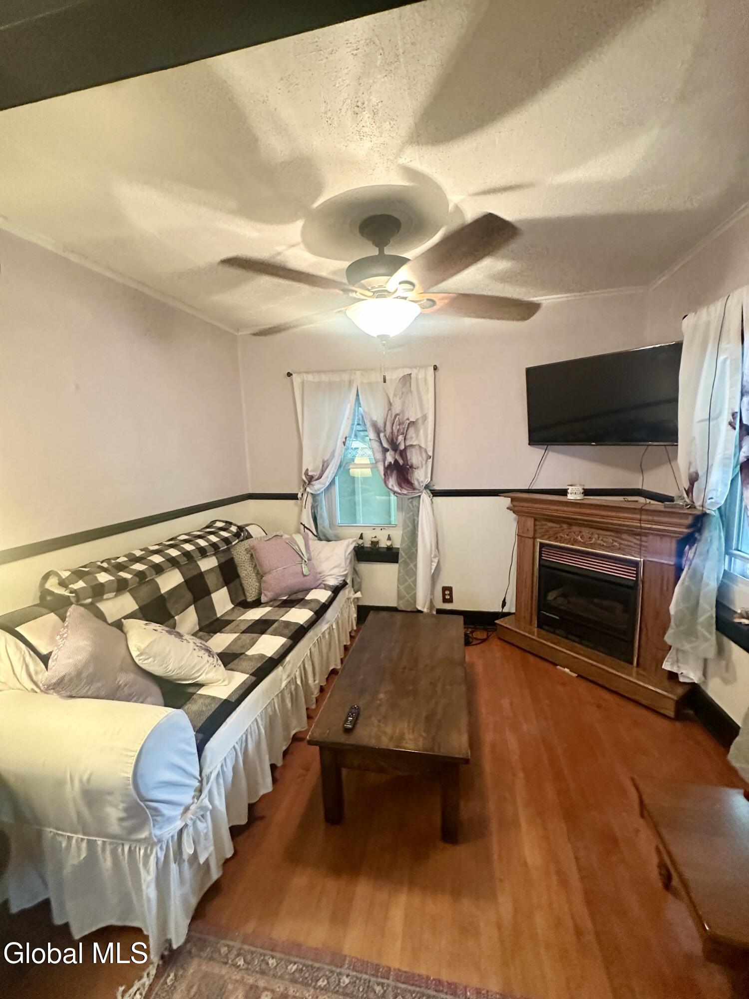 27 Everts Avenue Glens Falls NY 12801